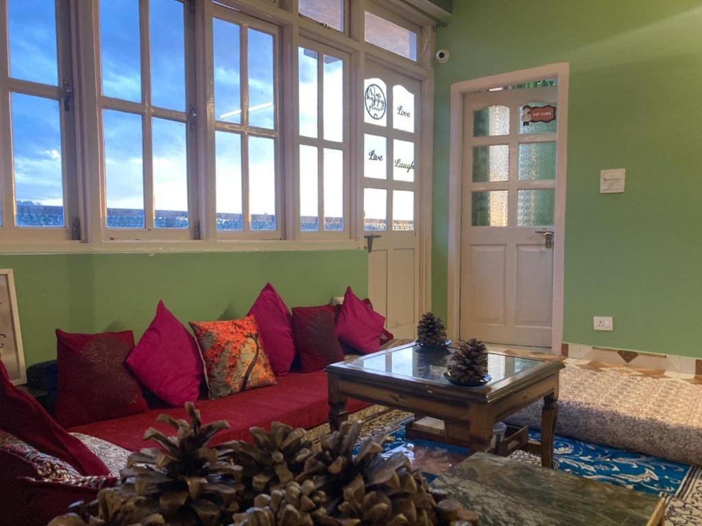 Zu-Zu Hostels Shimla Esterno foto