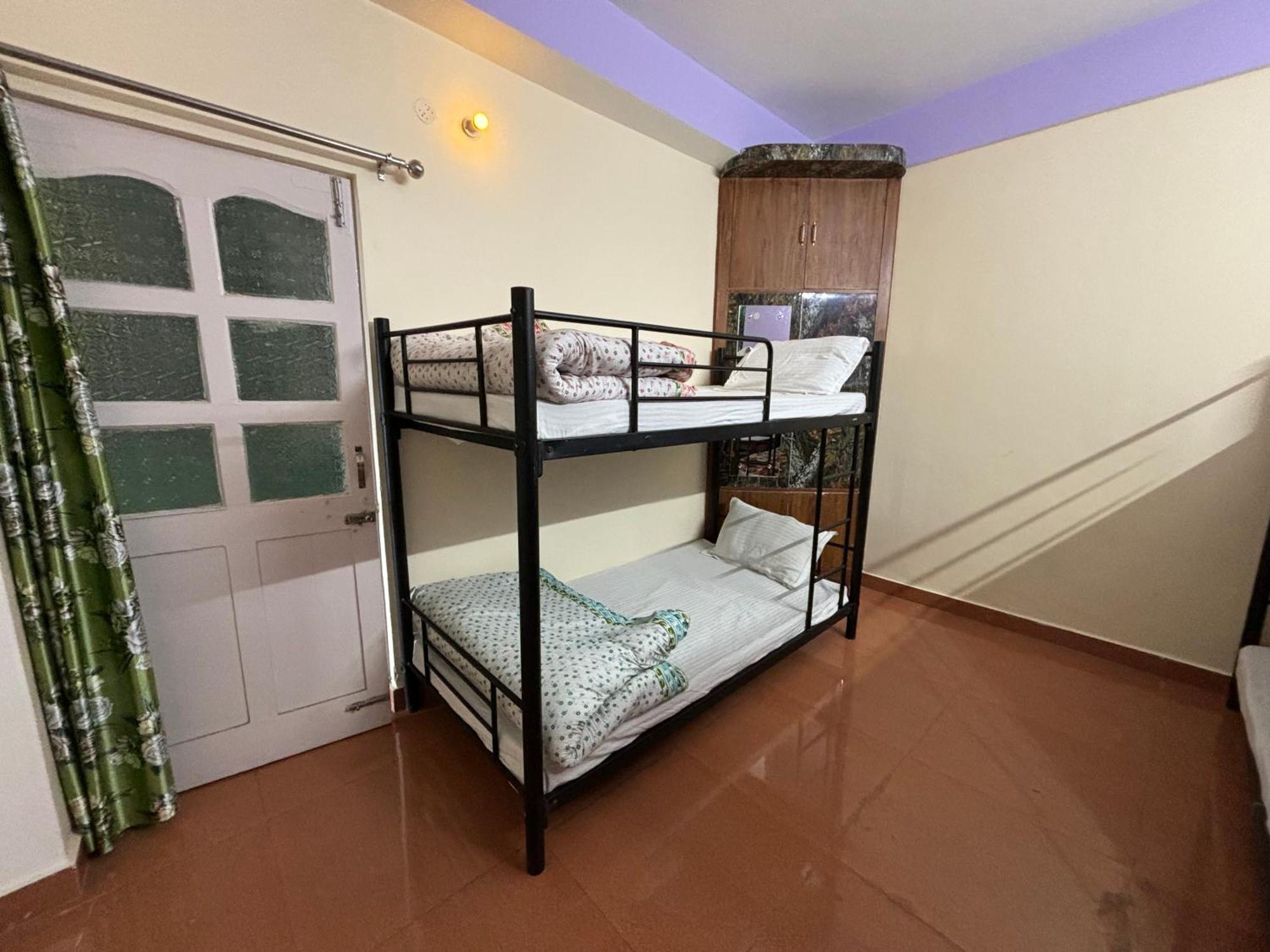 Zu-Zu Hostels Shimla Esterno foto