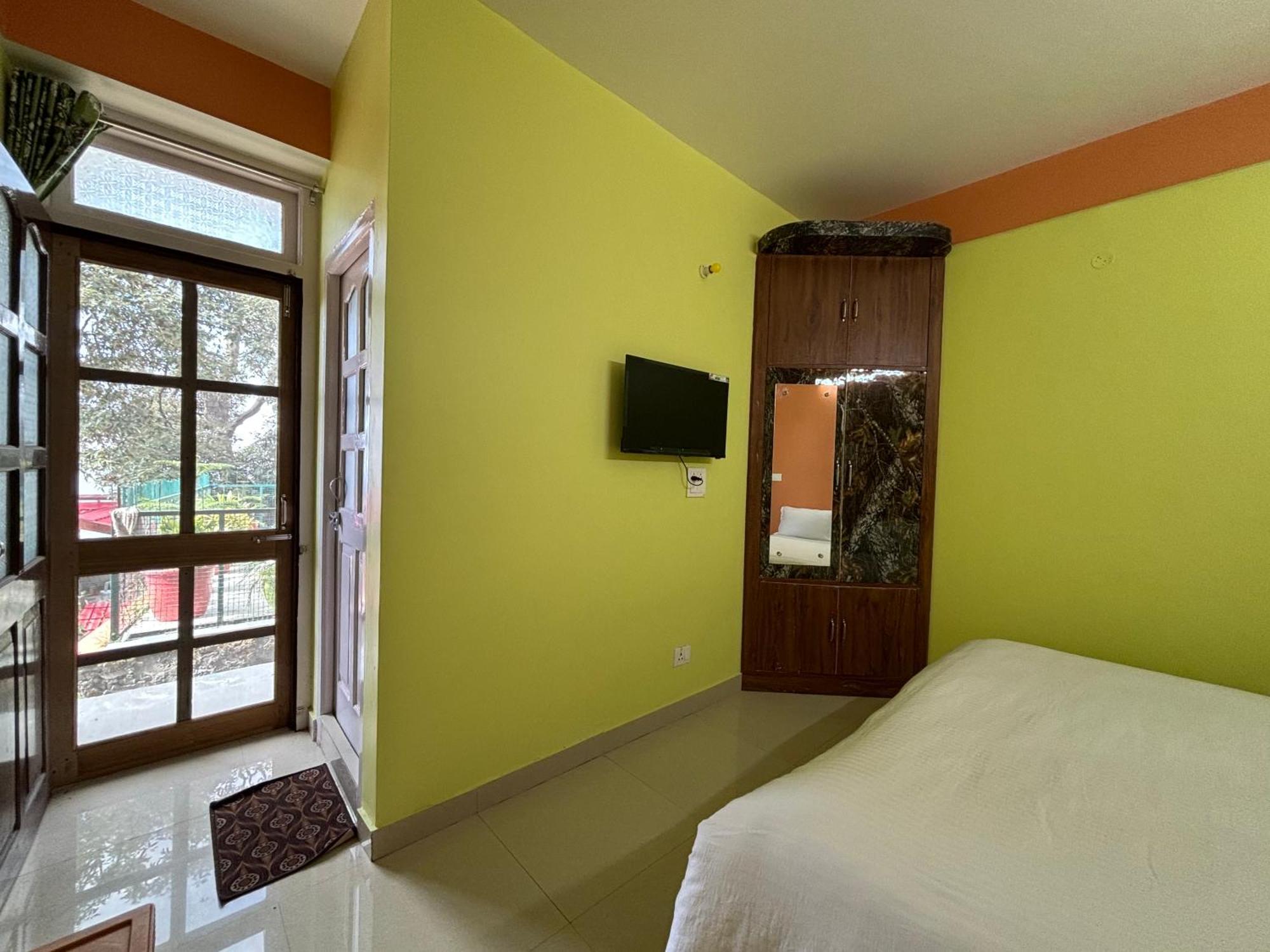 Zu-Zu Hostels Shimla Esterno foto